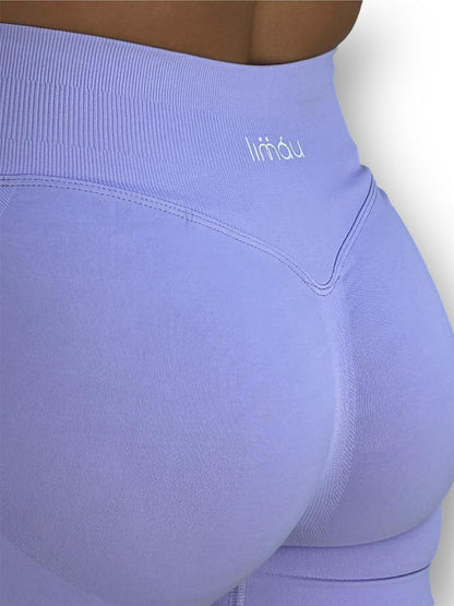Essence Short Lilac