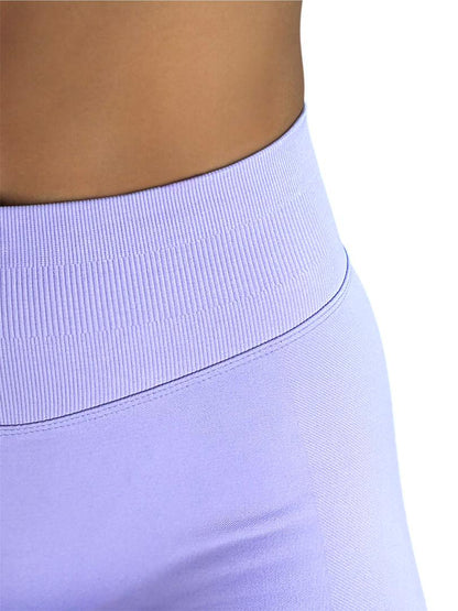 Essence Short Lilac